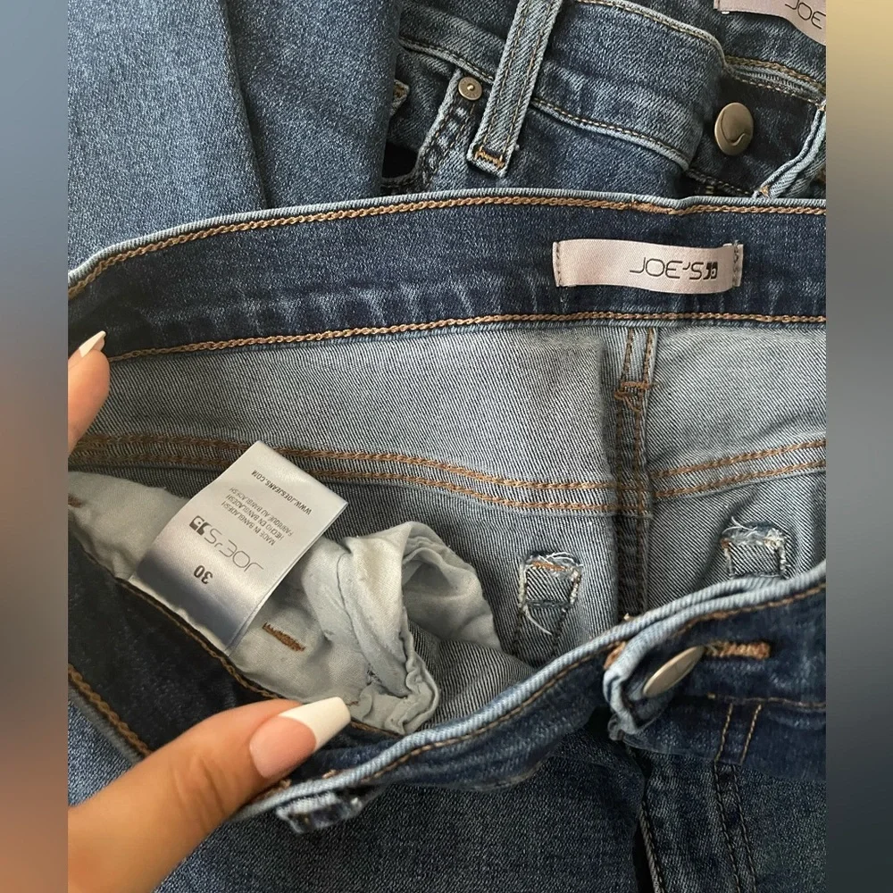 Joe’s Flare Jeans - Picture 4 of 4